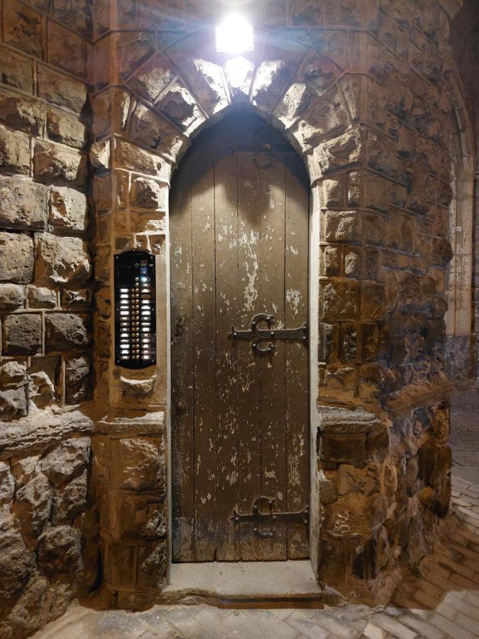 Studio Apartment In Neapolitan Castle Int 28 Luaran gambar
